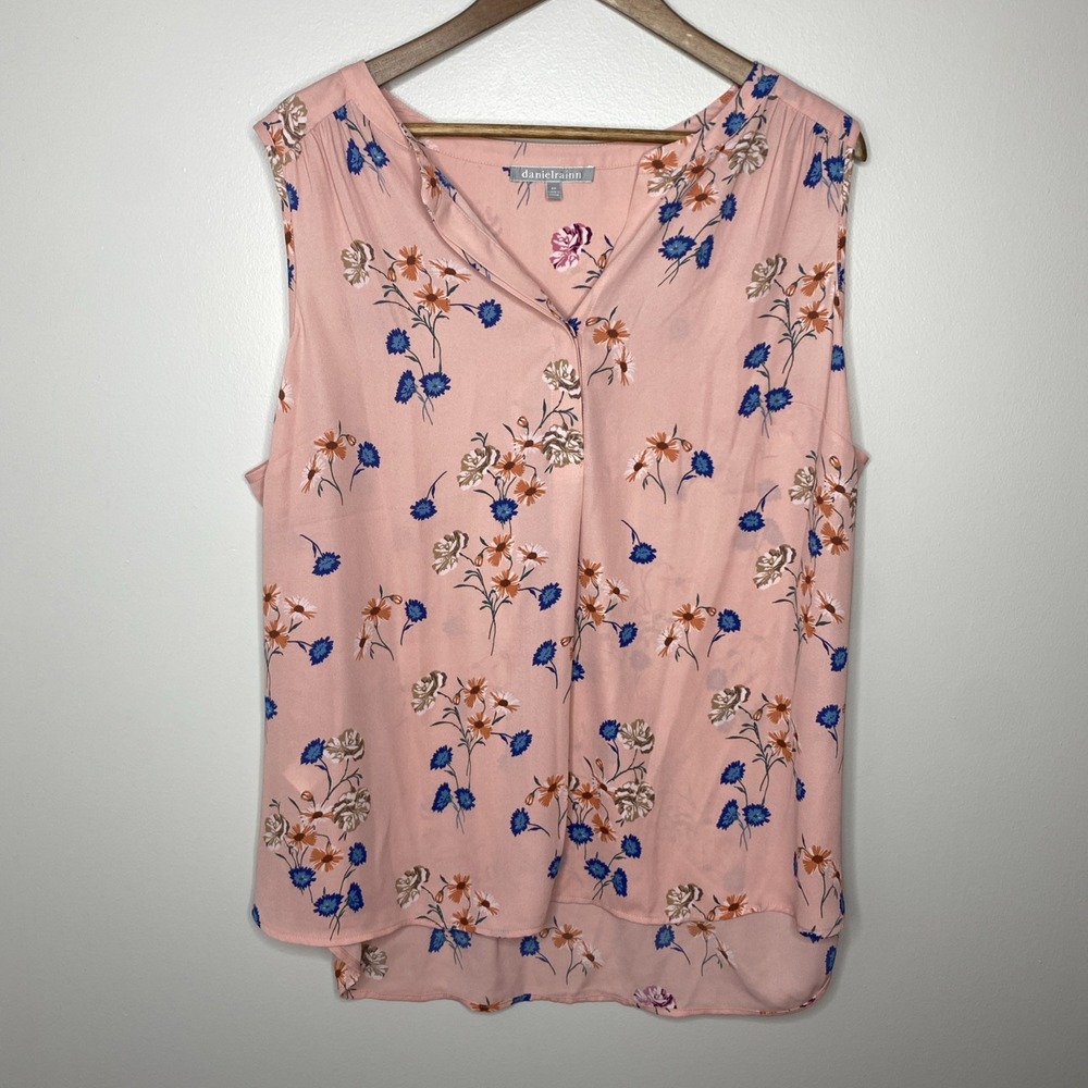 Daniel Rainn Top Women 2X Floral Split Neck Sleeveless Lightweight Flowy